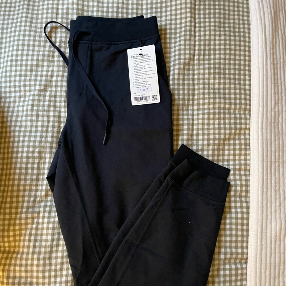 NWT Lululemon Men’s City Sweat Joggerss